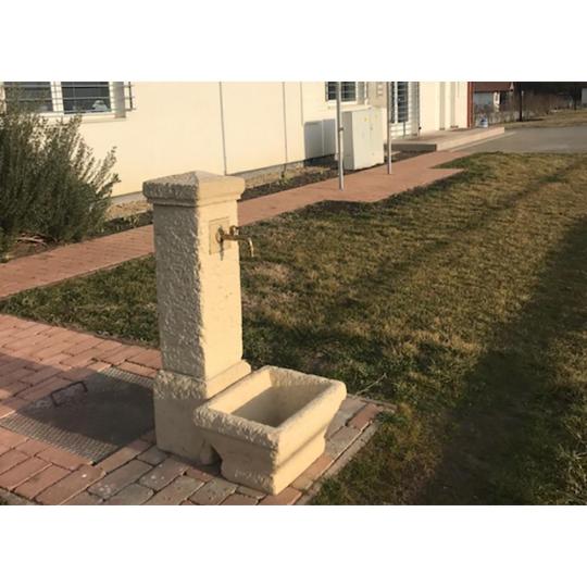 mediterran kerti kut coutnry rusztikus provence kert felujitas nyaralo balaton csap kert kiegeszitok beton.jpg